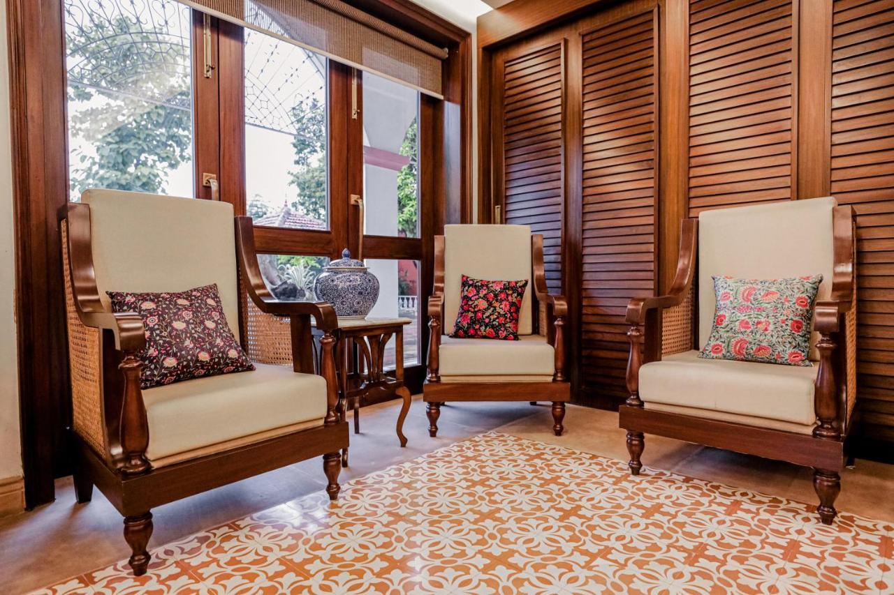 Saptapuri By Royal Orchid Hotels Limited バラナシ エクステリア 写真