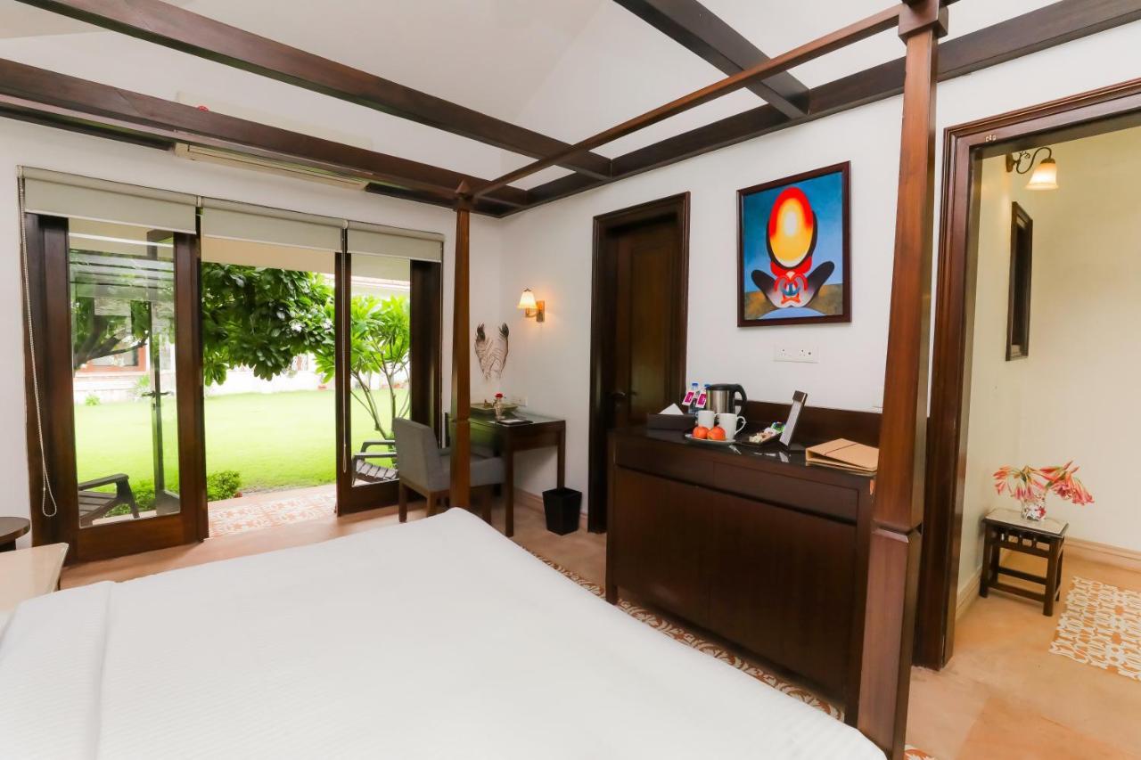Saptapuri By Royal Orchid Hotels Limited バラナシ エクステリア 写真