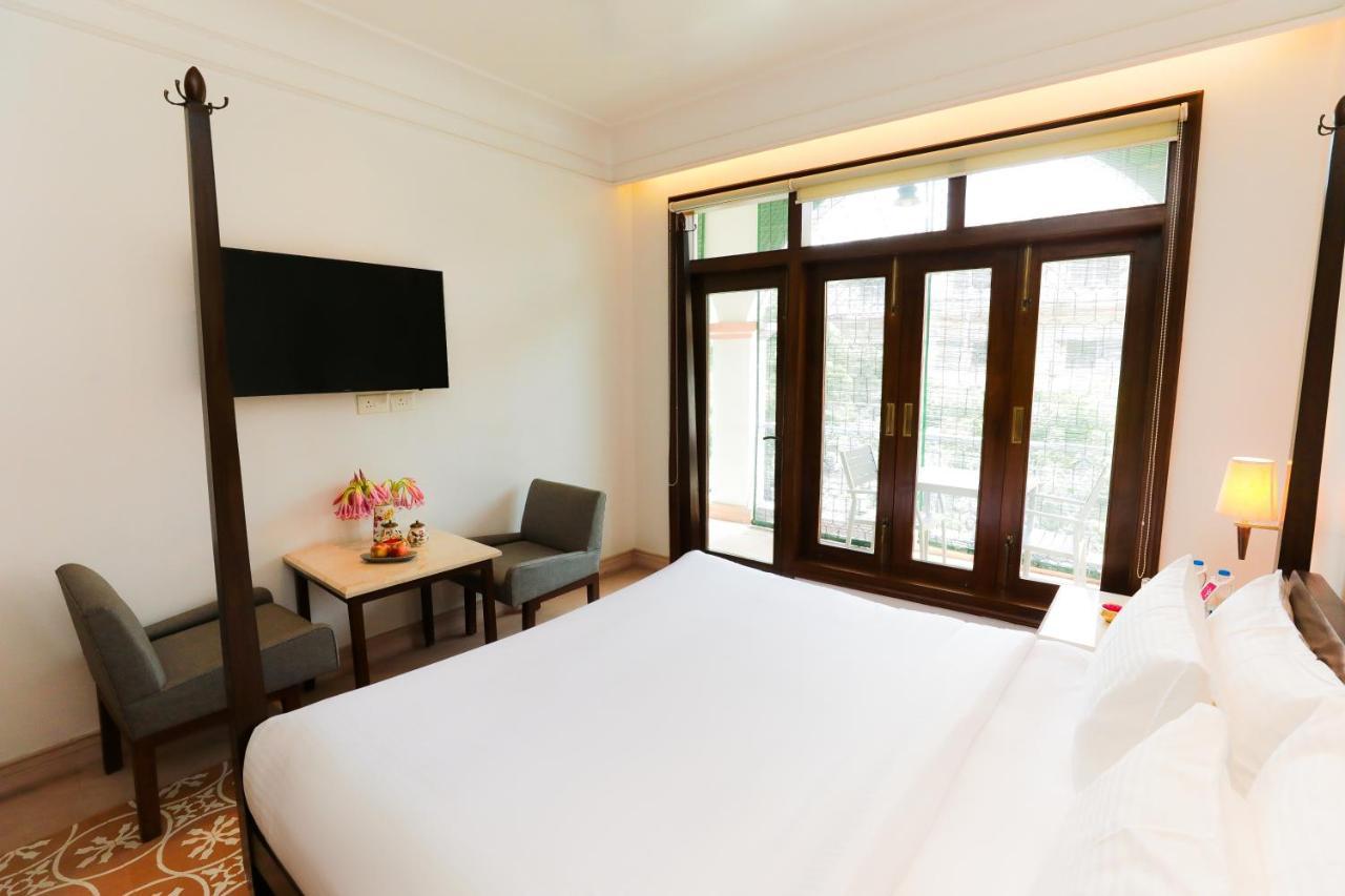 Saptapuri By Royal Orchid Hotels Limited バラナシ エクステリア 写真